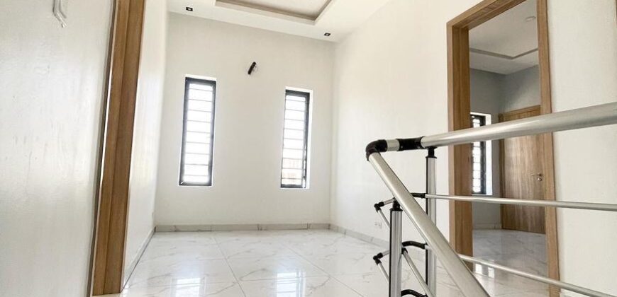 4BEDROOM SEMI DETACHED DUPLEX FOR SALE